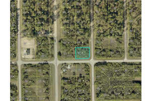 136 Nassau Avenue, Lehigh Acres, FL 33974 - MLS#225083298