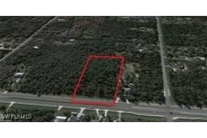 MLS# 225083314, Naples, Florida 34117