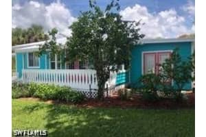 981 8th Terrace, Naples, FL 34102 - MLS#225083315