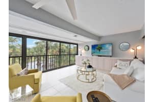 88 Cypress View Dr F88, Naples