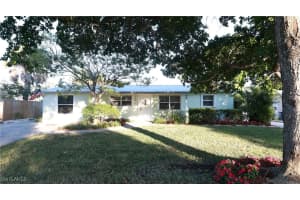 1270 11th Street, Naples, FL 34102 - MLS#225083322