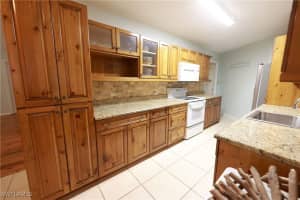 1270 11th Street, Naples, FL 34102 - MLS#225083322