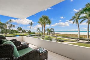 240 Seaview Court, Marco Island, FL 34145 - MLS#225083328