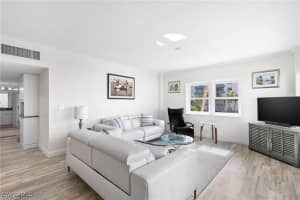 240 Seaview Court, Marco Island, FL 34145 - MLS#225083328