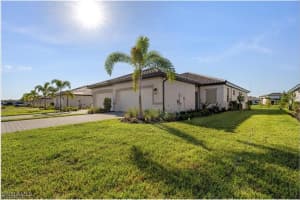 19573 Hinkley Dr, Estero