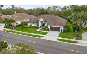 MLS# 225083382, Naples, Florida 34108