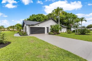 1911 Princess Court, Naples, FL 34110 - MLS#225083406