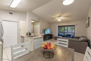 2202 ARBOUR WALK Circle, Naples, FL 34109 - MLS#225083416