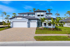 1961 Don Benito Way, Naples, FL 34120 - MLS#225083433