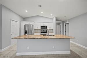 18428 Heather Road, Fort Myers, FL 33967 - MLS#225083474