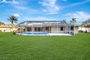 307 Country Club Drive, Naples, FL 34110 - MLS#225083556