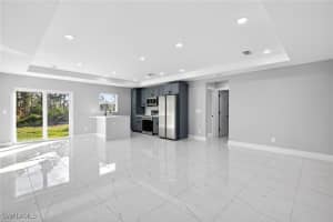 1044 Cresthaven Street, Lehigh Acres, FL 33974 - MLS#225083585