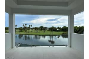 809 Wedge Drive, Naples, FL 34103 - MLS#225083591