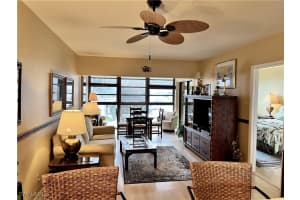 807 River Point Drive, Naples, FL 34102 - MLS#225083650