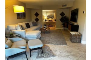 208 Bob O Link Way, Naples, FL 34105 - MLS#225083667