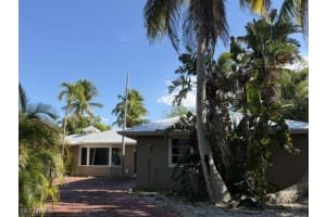 2195 Sheepshead Drive, Naples, FL 34102 - MLS#225083727