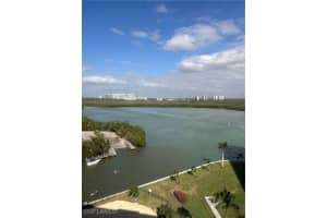 15 Bluebill Avenue, Naples, FL 34108 - MLS#225083790