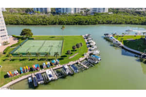 15 Bluebill Avenue, Naples, FL 34108 - MLS#225083795