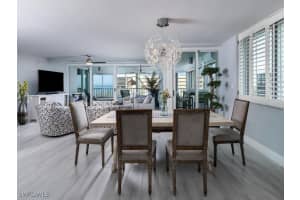 21 Bluebill Avenue, Naples, FL 34108 - MLS#225083827