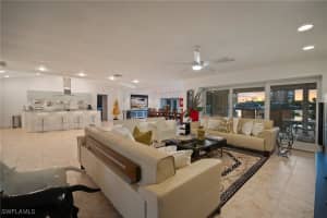 319 Pirates Bight, Naples, FL 34103 - MLS#225083880