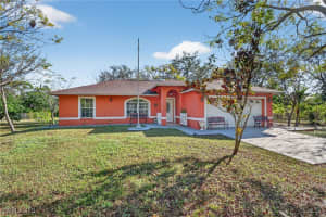 390 12th Street, Naples, FL 34117 Sold 01/26/26
