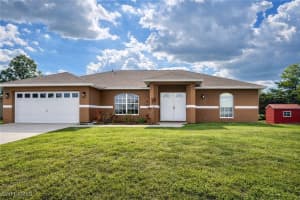 528 Peerless Cir, Lehigh Acres