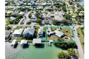 101 Pago Pago Drive, Naples, FL 34113 - MLS#225084005