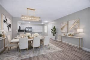 228 Fox Glen Drive, Naples, FL 34104 - MLS#225084011