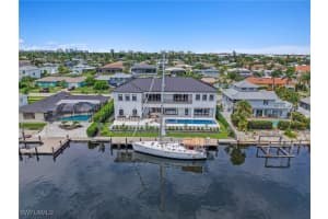 839 Chestnut Court, Marco Island, FL 34145 - MLS#225084033