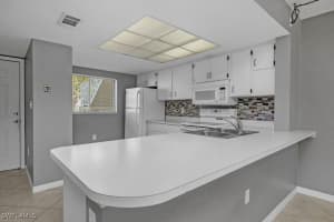 2360 Naples Trace Circle, Naples, FL 34109 - MLS#225084088