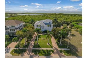 524 Spinnaker Drive, Marco Island, FL 34145 - MLS#225084140