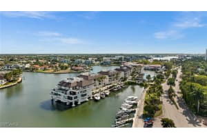 4400 Gulf Shore Boulevard, Naples, FL 34103 - MLS#225084144