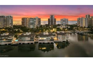 4400 Gulf Shore Boulevard, Naples, FL 34103 - MLS#225084144