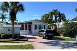 1299 Silver Lakes Boulevard, Naples, FL 34114 - MLS#225084173