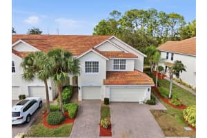 1059 Albany Ct 218, Naples