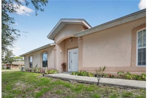 3920 10th St N, Naples