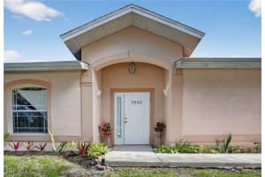 3920 10th Street, Naples, FL 34103 - MLS#225084225