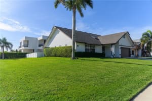 34 Tahiti Road, Marco Island, FL 34145 - MLS#225084249