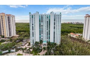 7515 Pelican Bay Boulevard, Naples, FL 34108 - MLS#225084250