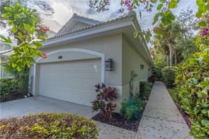 4501 Cardinal Cove Ln, Naples