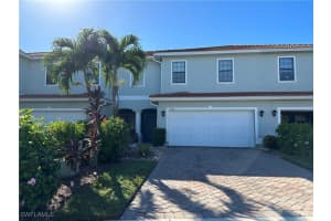 15282 Summit Place Cir 176, Naples