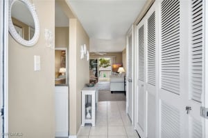 MLS# 225084314, Naples, Florida 34105