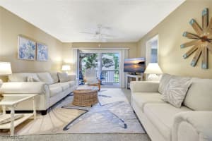 MLS# 225084314, Naples, Florida 34105