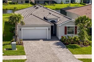 2581 Kona Way, Naples