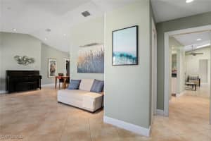 9977 Treasure Cay Ln, Bonita Springs, FL 34135 - MLS#225084330