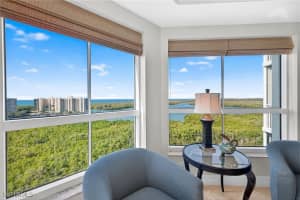 295 Grande Way, Naples, FL 34110 - MLS#225084334