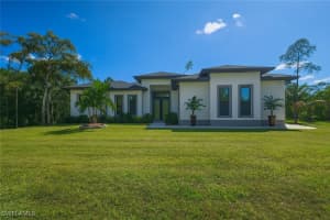 2330 4th Avenue, Naples, FL 34117 - MLS#225084365