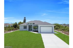 3605 12th Street, Lehigh Acres, FL 33976 - MLS#225084382