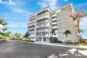 60 Pelican Street, Naples, FL 34113 - MLS#225084408