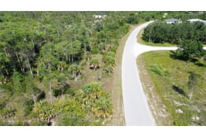 482 Westchester Drive, Lehigh Acres, FL 33972 - MLS#225084447